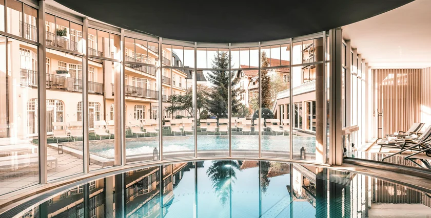 04-2023 Marienbad SPA Falkensteiner 2205dd_falkensteiner-marienbad-pool_4