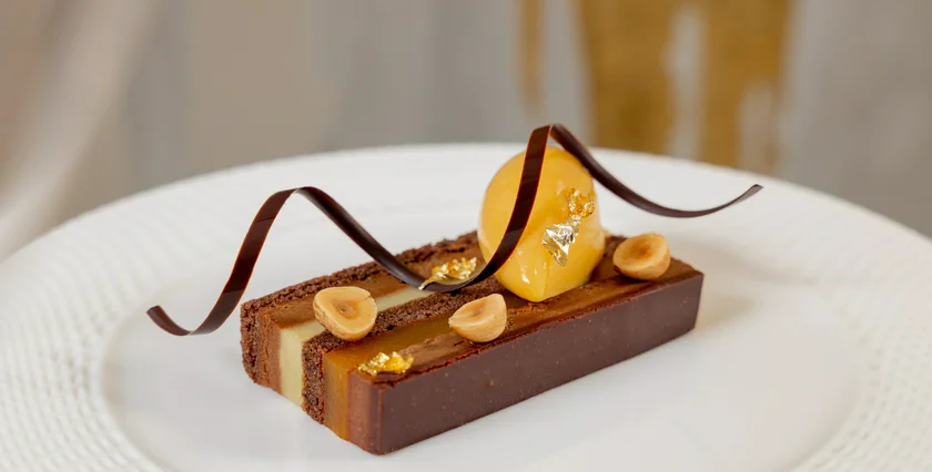 FAIRMONT hotel 20-06-2025 Zlata Praha Dark Chocolate, Hazelnut and Apricot Delice