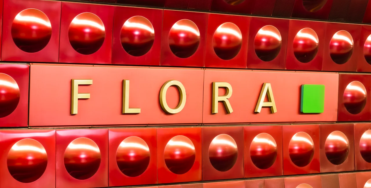 Flora metro station. Wikimedia Commons by Ralf Roletschek