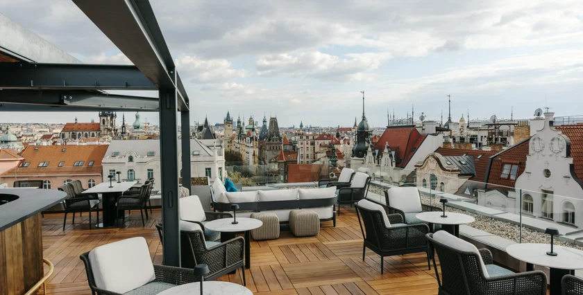 Terrace - Fairmont Golden Prague Hotel 06-2025